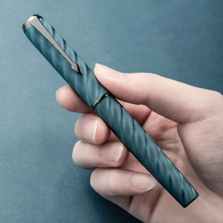 Metal Aluminum Office Business Fountain Pen Hongdian A9 high quality Metal Aluminum Office Business Fountain Pen Hongdian A9 high quality